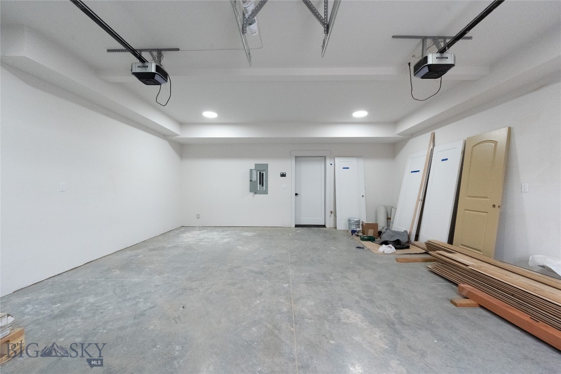 Flanders Creek - Residential