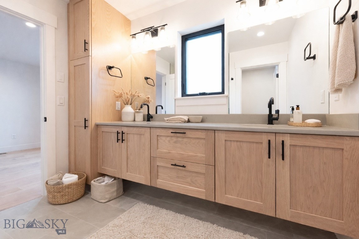 Flanders Creek - Residential