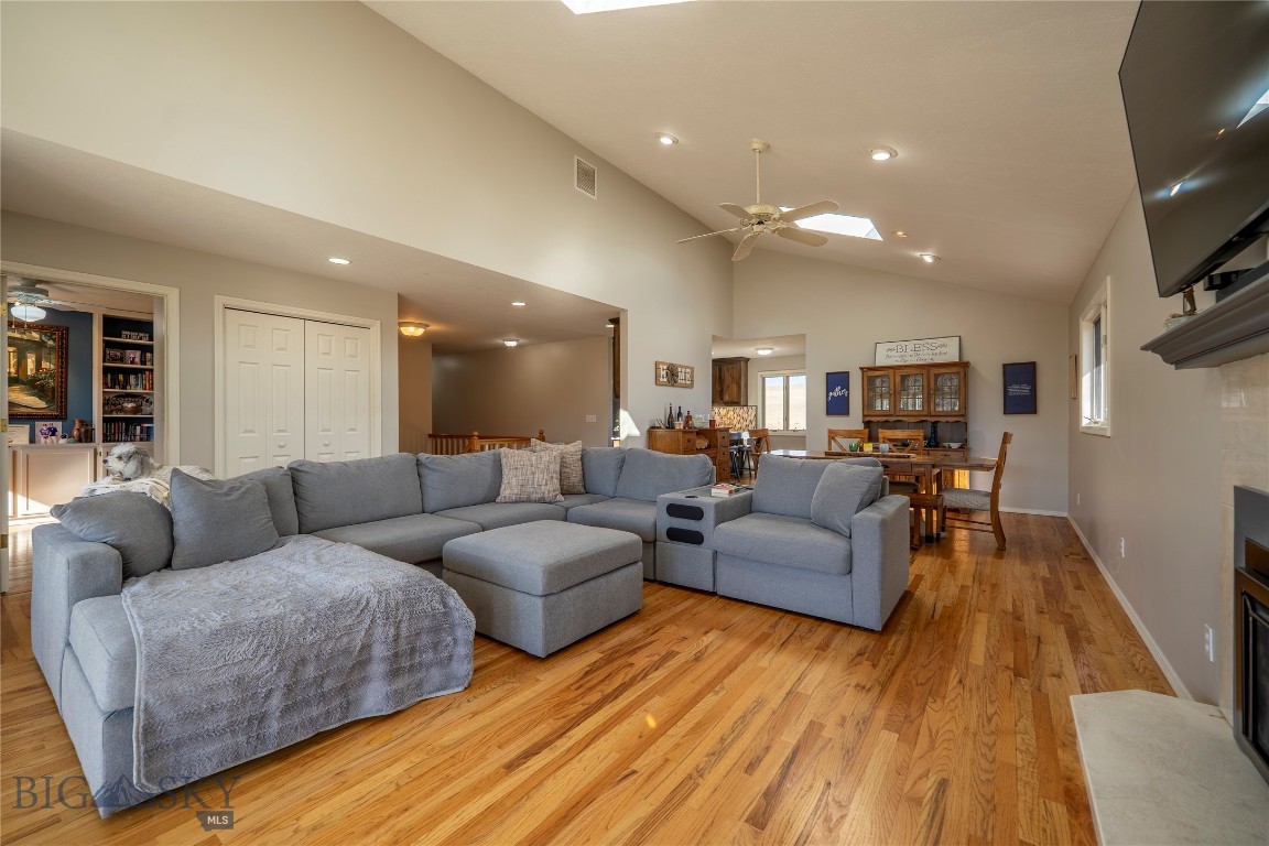 Sleeping Giant - Residential