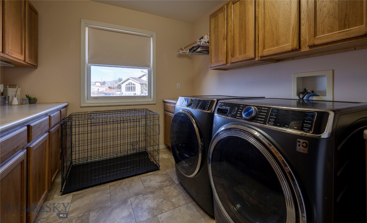 Sleeping Giant - Residential