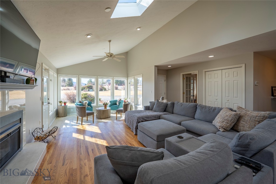 Sleeping Giant - Residential