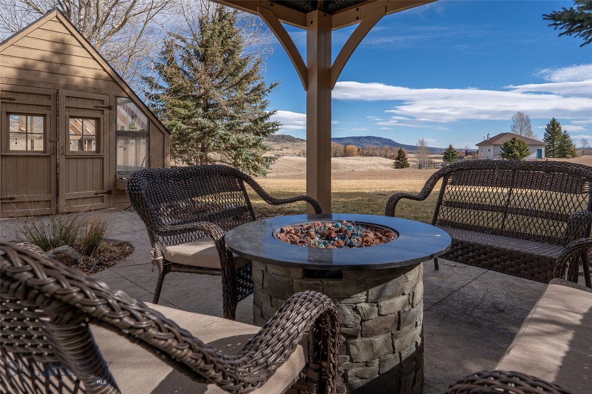 Sleeping Giant - Residential