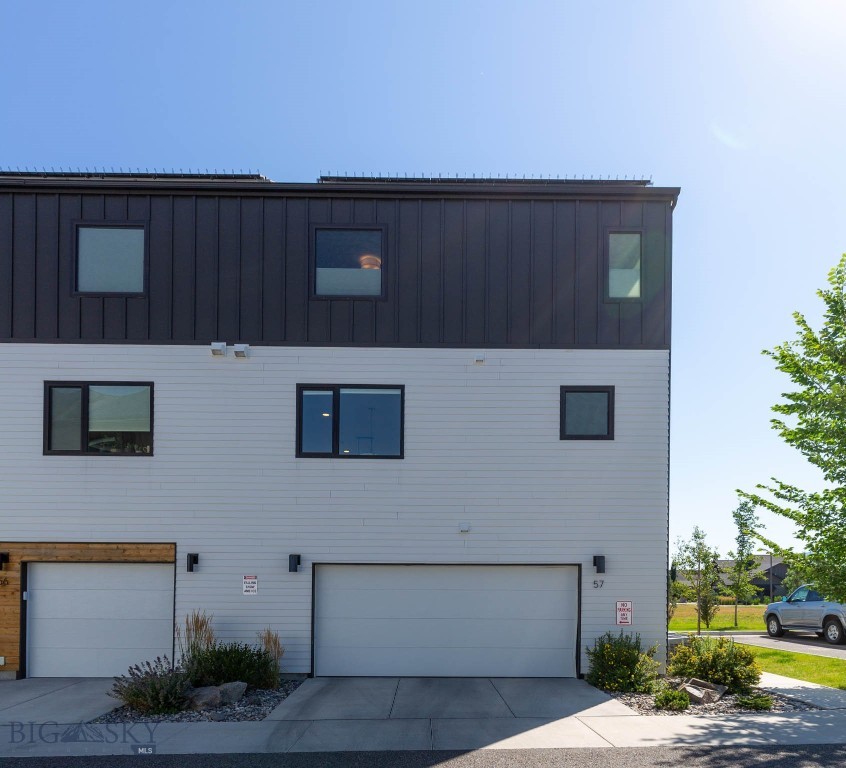 SR Block 3 Condo - Residential