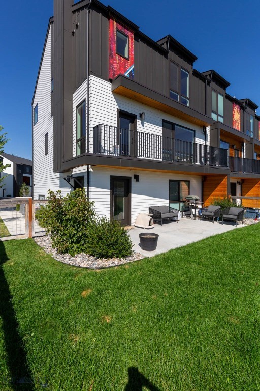 SR Block 3 Condo - Residential