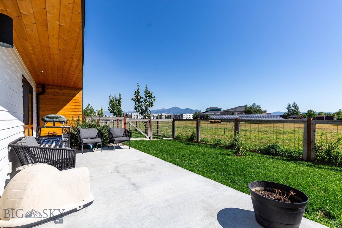 SR Block 3 Condo - Residential