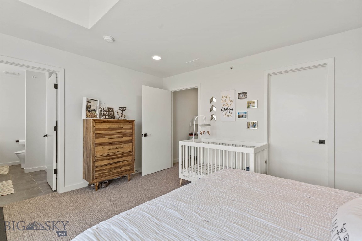 SR Block 3 Condo - Residential