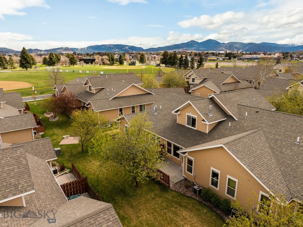 Lessley Estates Condo - Residential