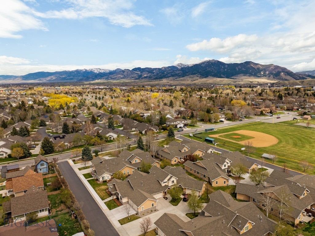 Lessley Estates Condo - Residential