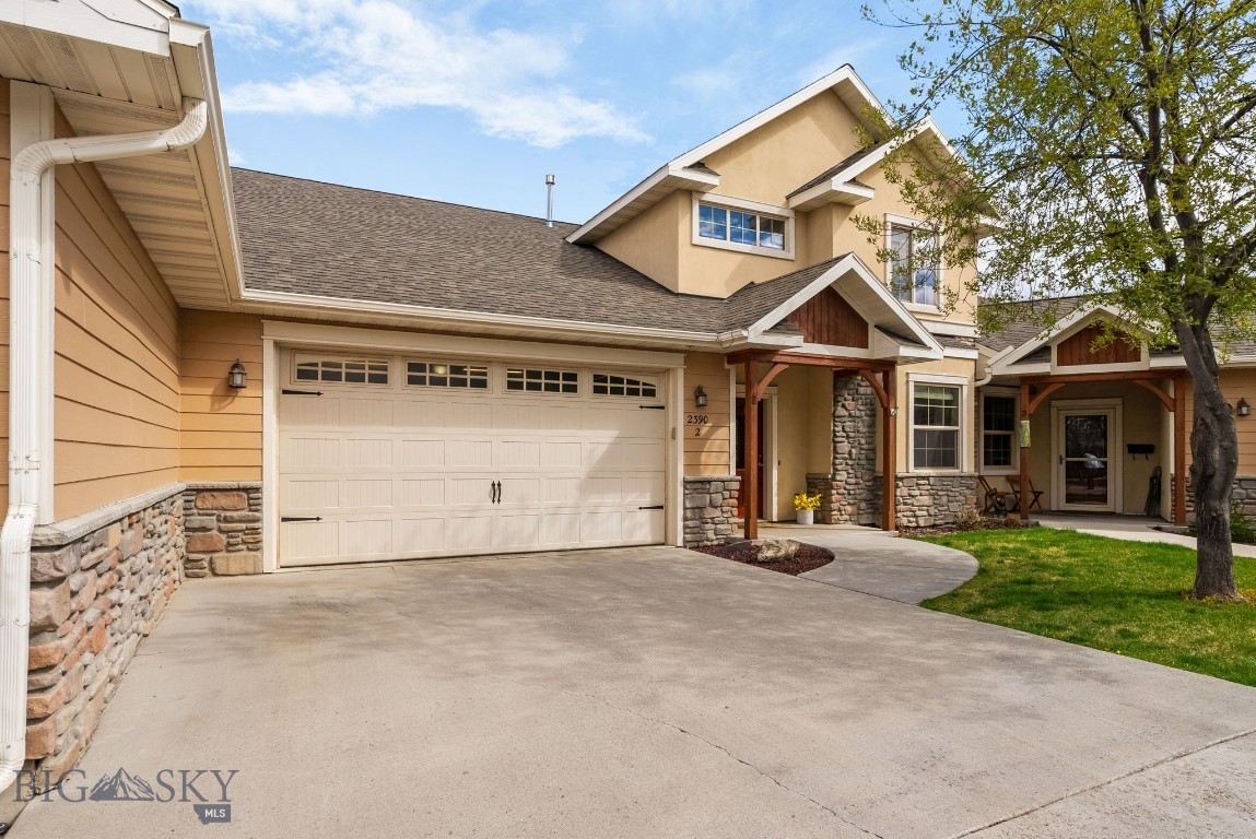 Lessley Estates Condo - Residential