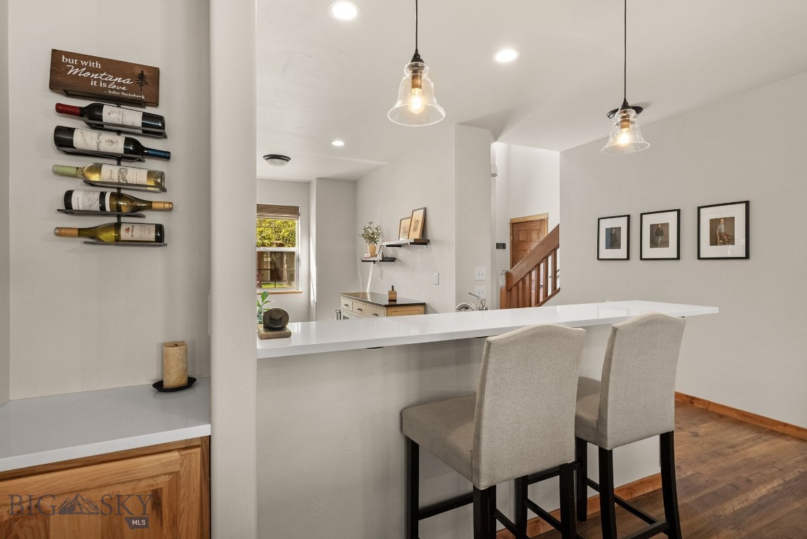 Lessley Estates Condo - Residential