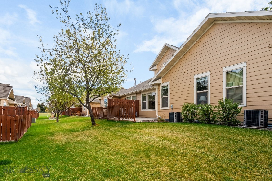 Lessley Estates Condo - Residential