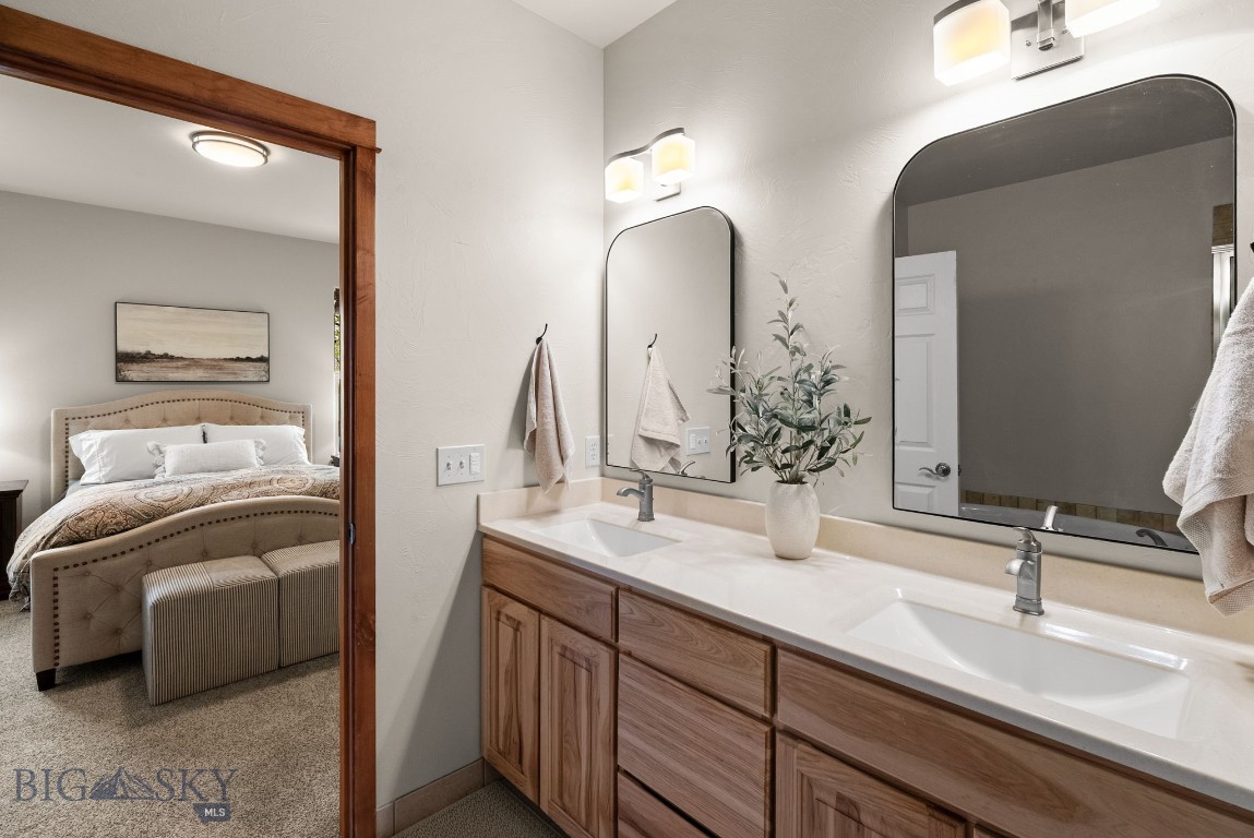 Lessley Estates Condo - Residential