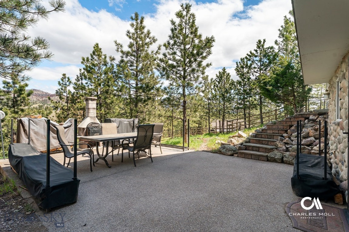 4025 Lake Point Drive