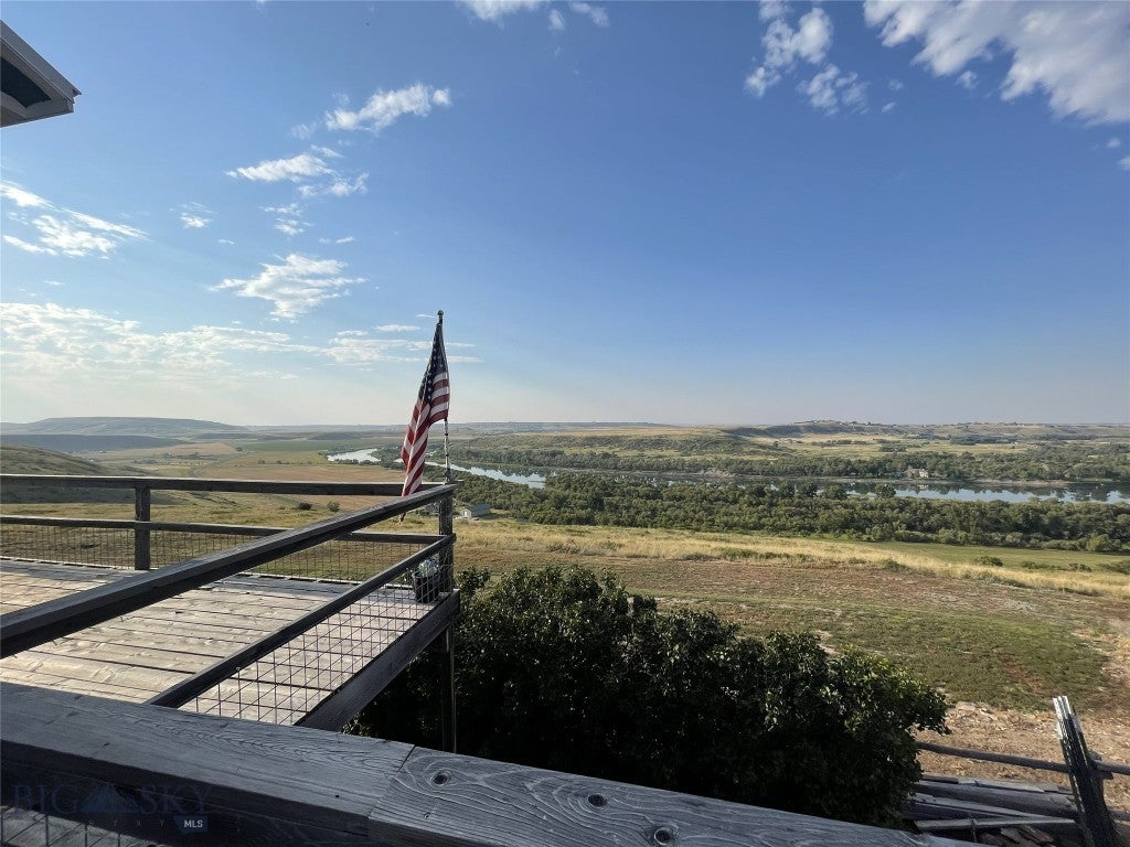 508 Goodwyn Coulee Rd