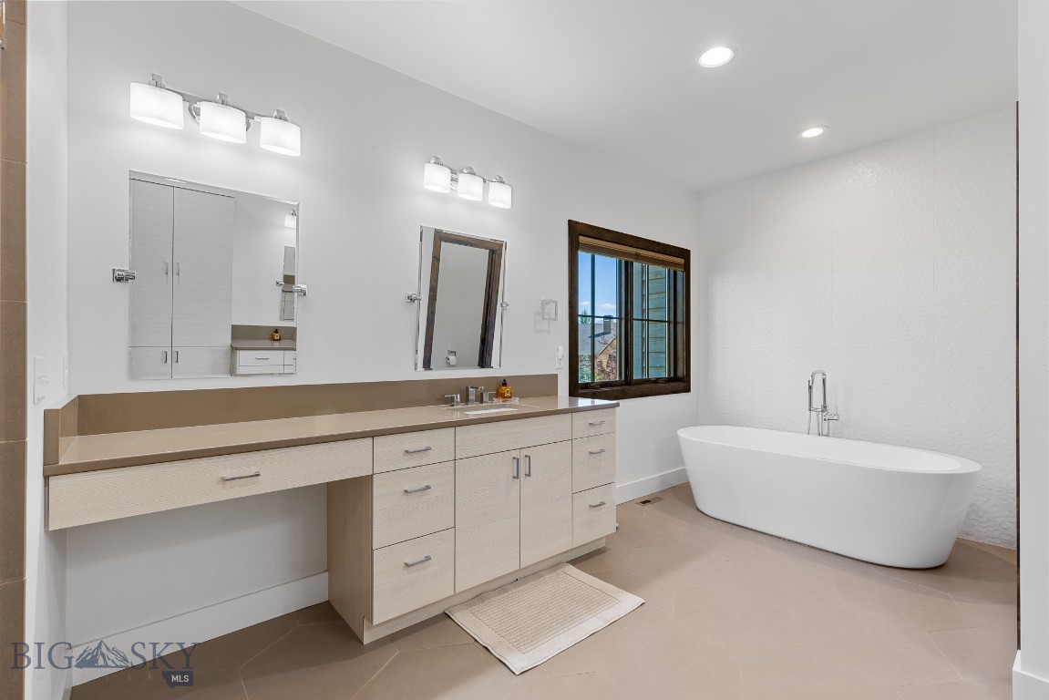 Bozeman, Montana 59718, United States, 3 Bedrooms Bedrooms, ,3 BathroomsBathrooms,Residential,Contingent,49800