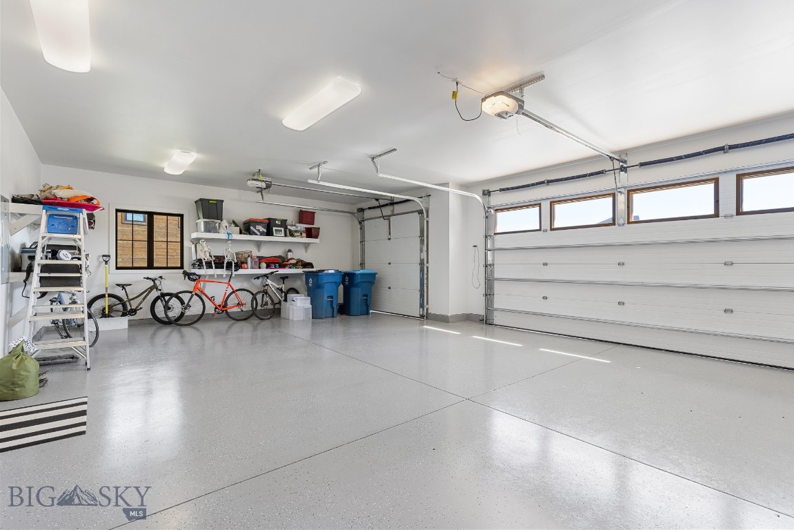 Bozeman, Montana 59718, United States, 3 Bedrooms Bedrooms, ,3 BathroomsBathrooms,Residential,Contingent,49800