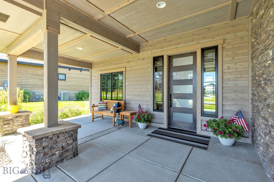 Bozeman, Montana 59718, United States, 3 Bedrooms Bedrooms, ,3 BathroomsBathrooms,Residential,Contingent,49800