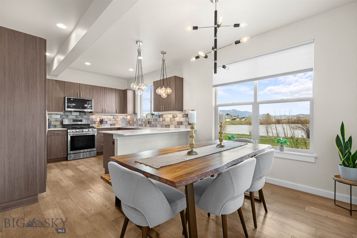 The Lakes at Valley West - Residential