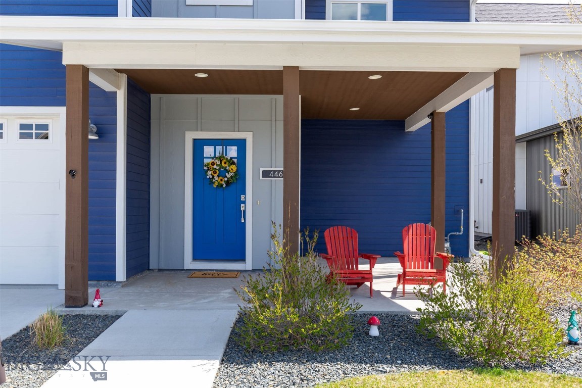 The Lakes at Valley West - Residential