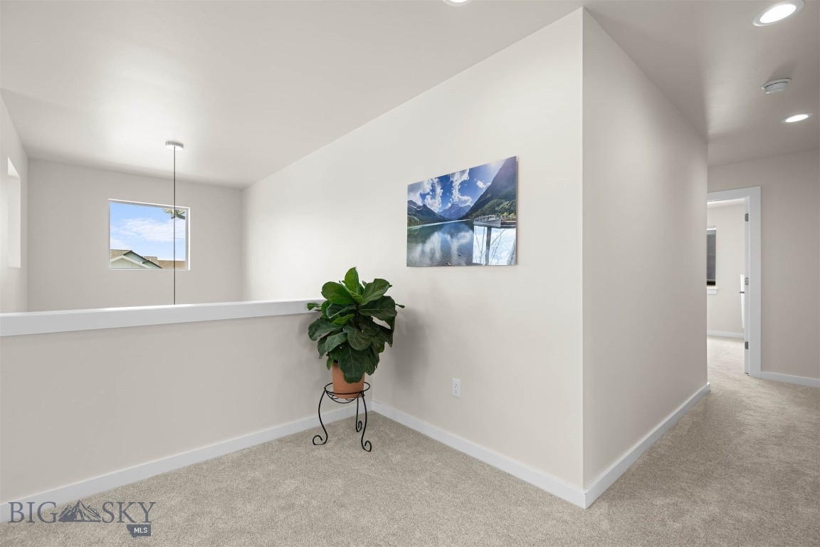 The Lakes at Valley West - Residential