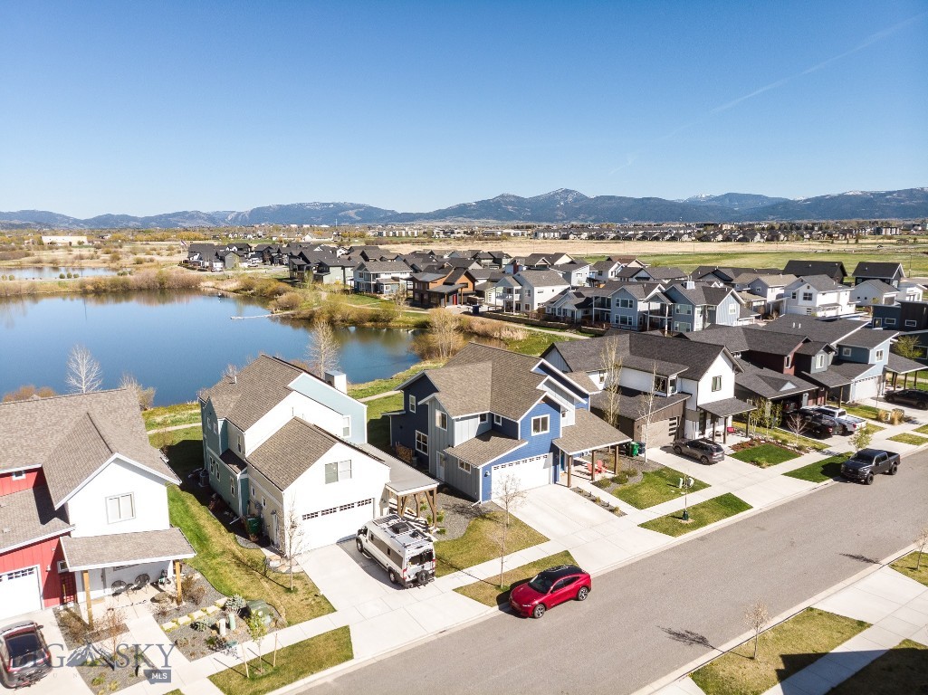 The Lakes at Valley West - Residential