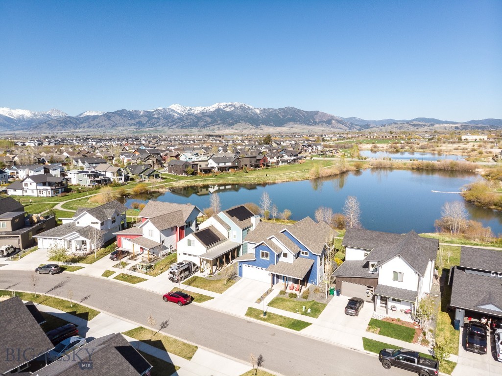 The Lakes at Valley West - Residential