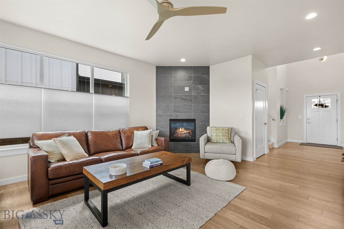 The Lakes at Valley West - Residential