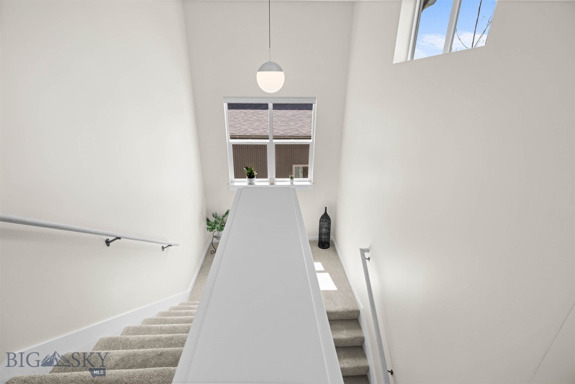 The Lakes at Valley West - Residential