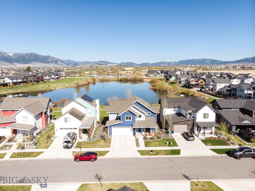 The Lakes at Valley West - Residential
