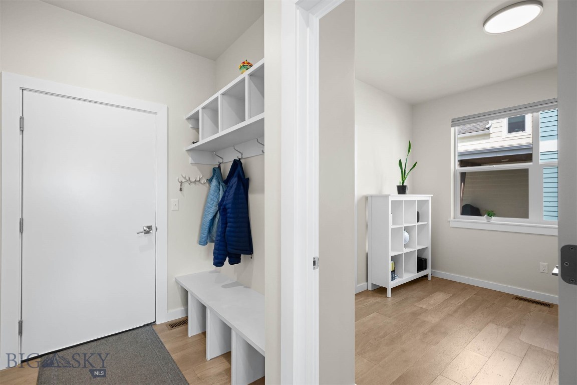 The Lakes at Valley West - Residential