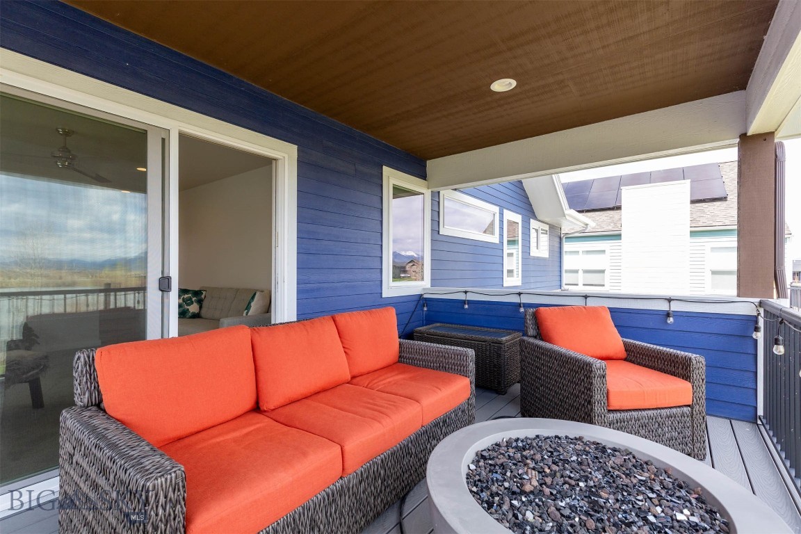 The Lakes at Valley West - Residential