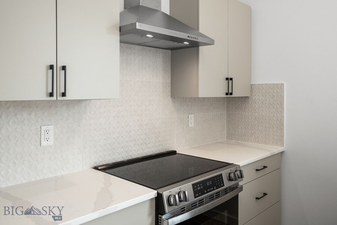 Bozeman, Montana 59718, United States, 5 Bedrooms Bedrooms, ,4 BathroomsBathrooms,Residential,Contingent,49766