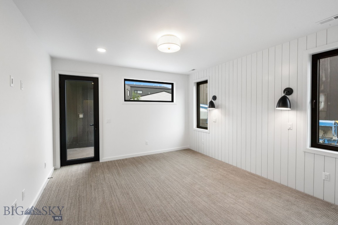 Bozeman, Montana 59718, United States, 5 Bedrooms Bedrooms, ,4 BathroomsBathrooms,Residential,Contingent,49766