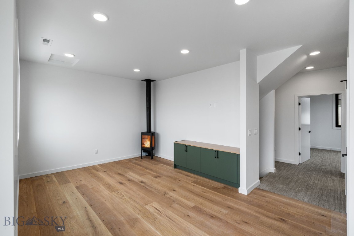 Bozeman, Montana 59718, United States, 5 Bedrooms Bedrooms, ,4 BathroomsBathrooms,Residential,Contingent,49766