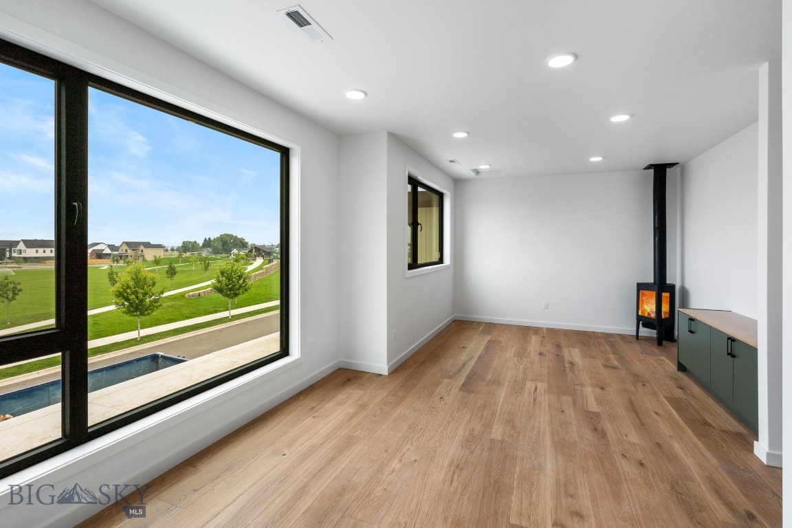 Bozeman, Montana 59718, United States, 5 Bedrooms Bedrooms, ,4 BathroomsBathrooms,Residential,Contingent,49766