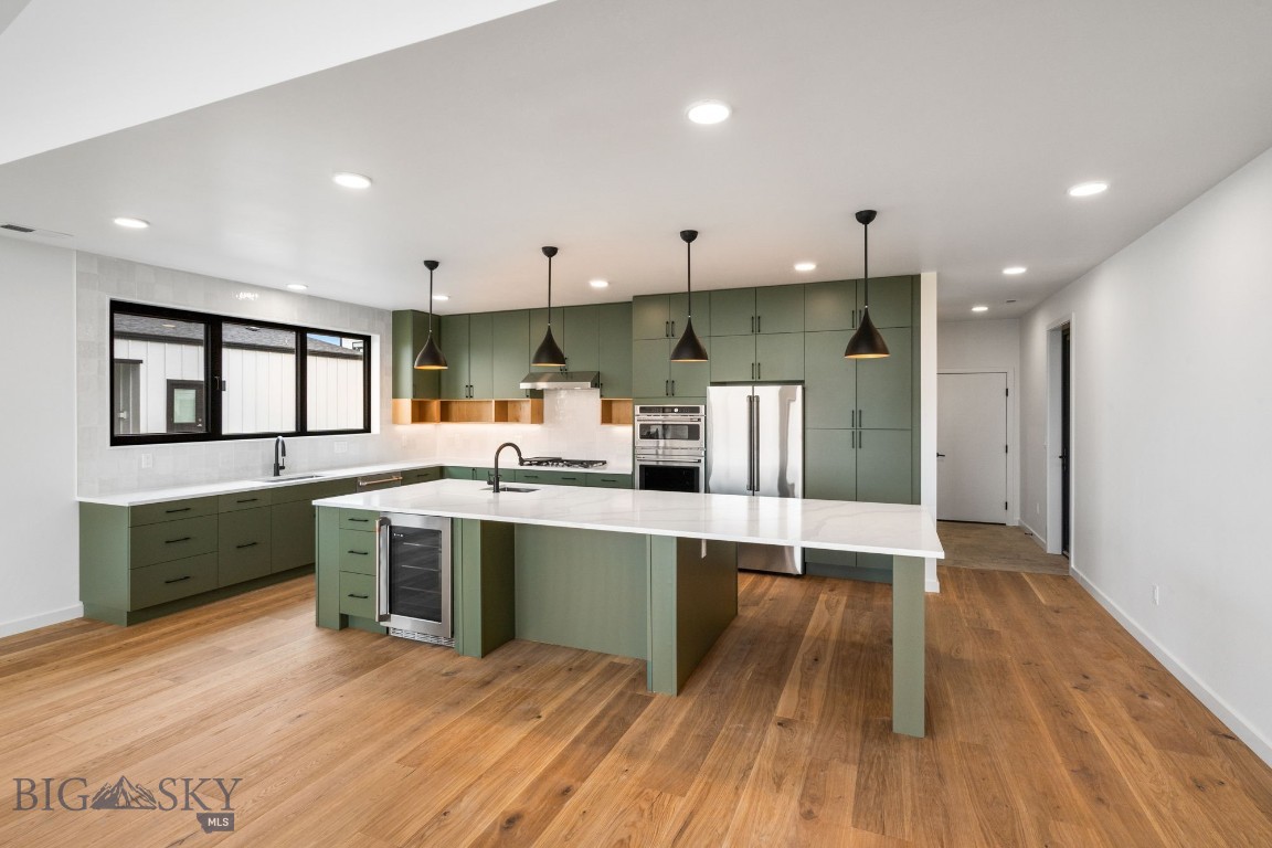 Bozeman, Montana 59718, United States, 5 Bedrooms Bedrooms, ,4 BathroomsBathrooms,Residential,Contingent,49766