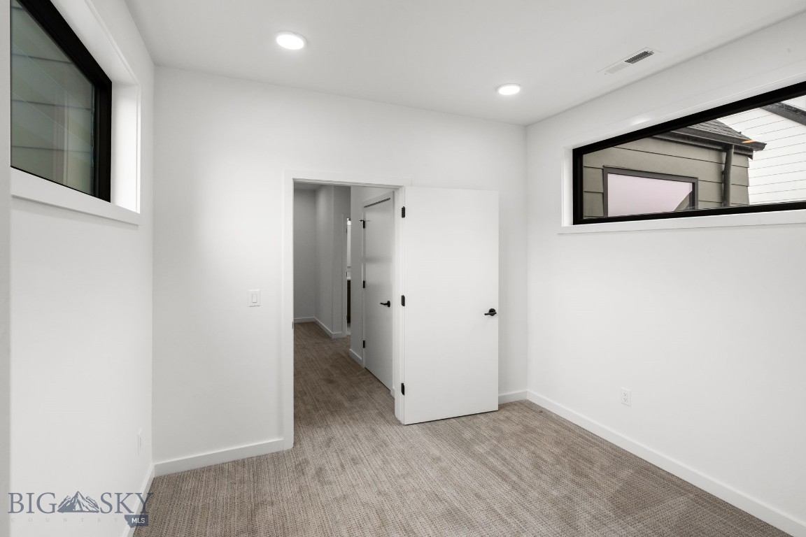 Bozeman, Montana 59718, United States, 5 Bedrooms Bedrooms, ,4 BathroomsBathrooms,Residential,Contingent,49766