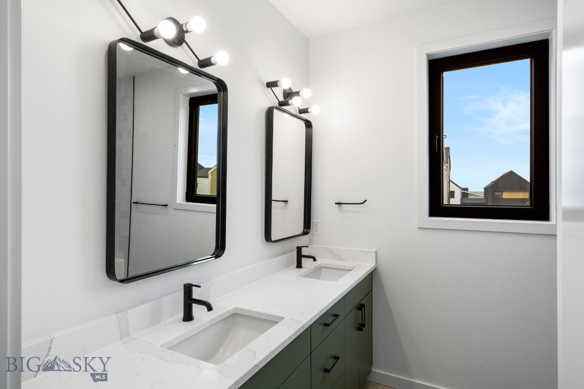 Bozeman, Montana 59718, United States, 5 Bedrooms Bedrooms, ,4 BathroomsBathrooms,Residential,Contingent,49766