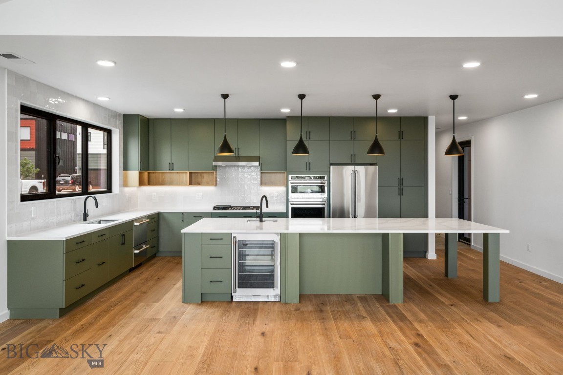 Bozeman, Montana 59718, United States, 5 Bedrooms Bedrooms, ,4 BathroomsBathrooms,Residential,Contingent,49766