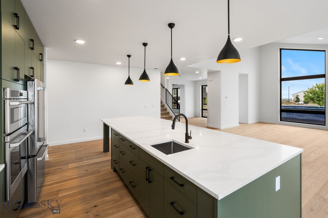 Bozeman, Montana 59718, United States, 5 Bedrooms Bedrooms, ,4 BathroomsBathrooms,Residential,Contingent,49766