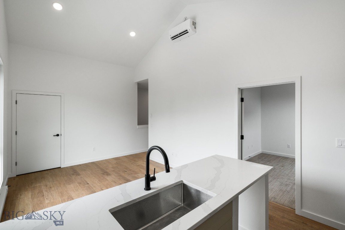 Bozeman, Montana 59718, United States, 5 Bedrooms Bedrooms, ,4 BathroomsBathrooms,Residential,Contingent,49766