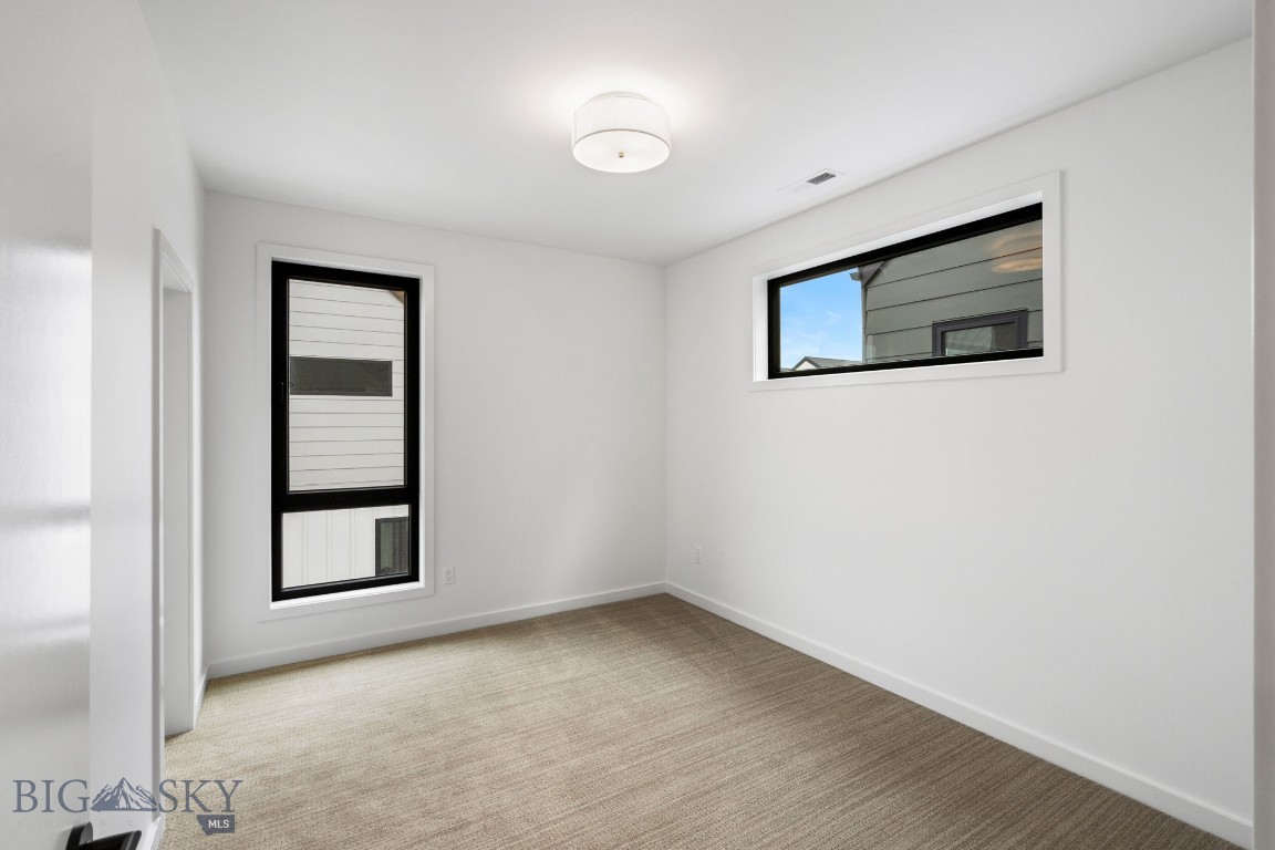 Bozeman, Montana 59718, United States, 5 Bedrooms Bedrooms, ,4 BathroomsBathrooms,Residential,Contingent,49766