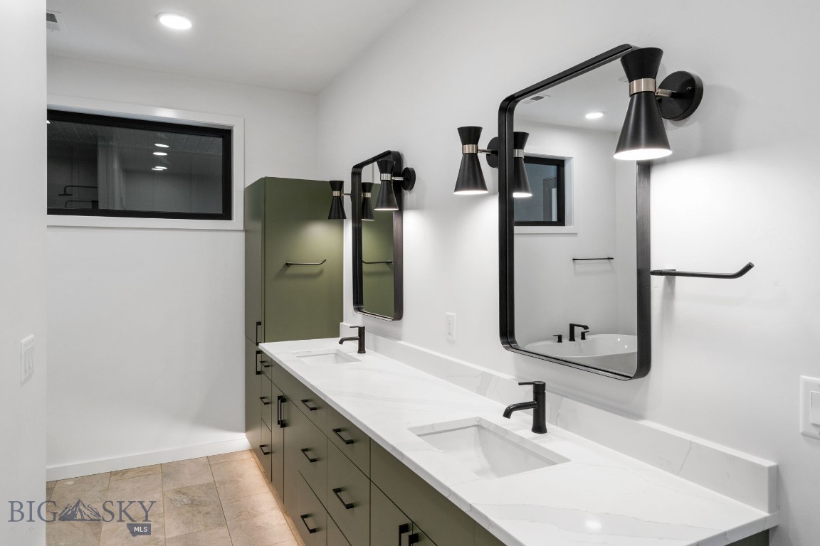 Bozeman, Montana 59718, United States, 5 Bedrooms Bedrooms, ,4 BathroomsBathrooms,Residential,Contingent,49766