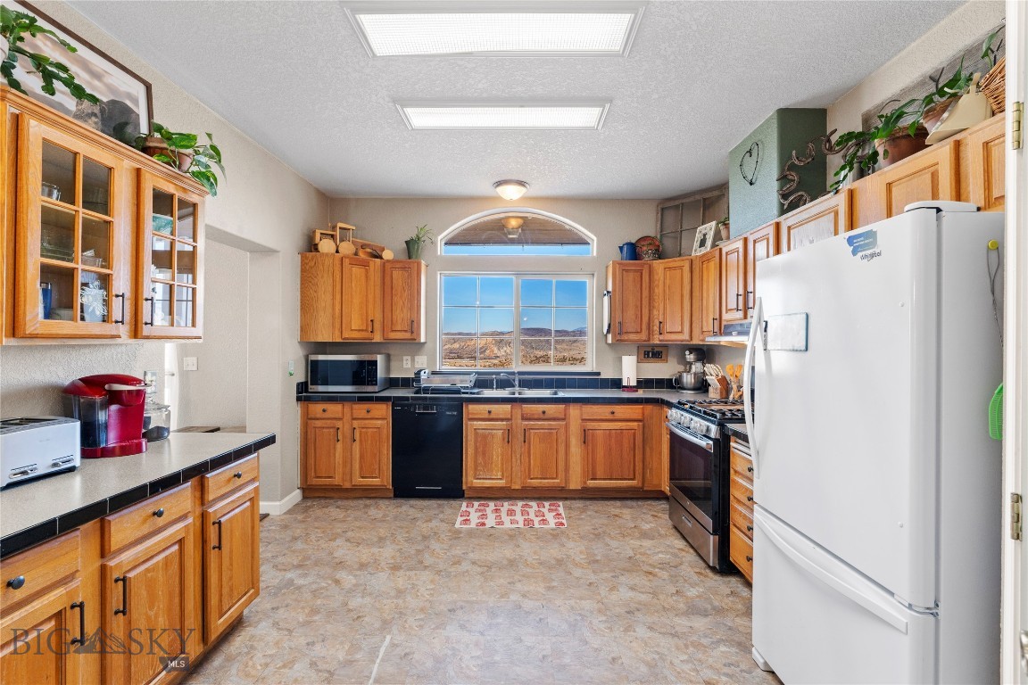 Ponderosa Pines - Residential