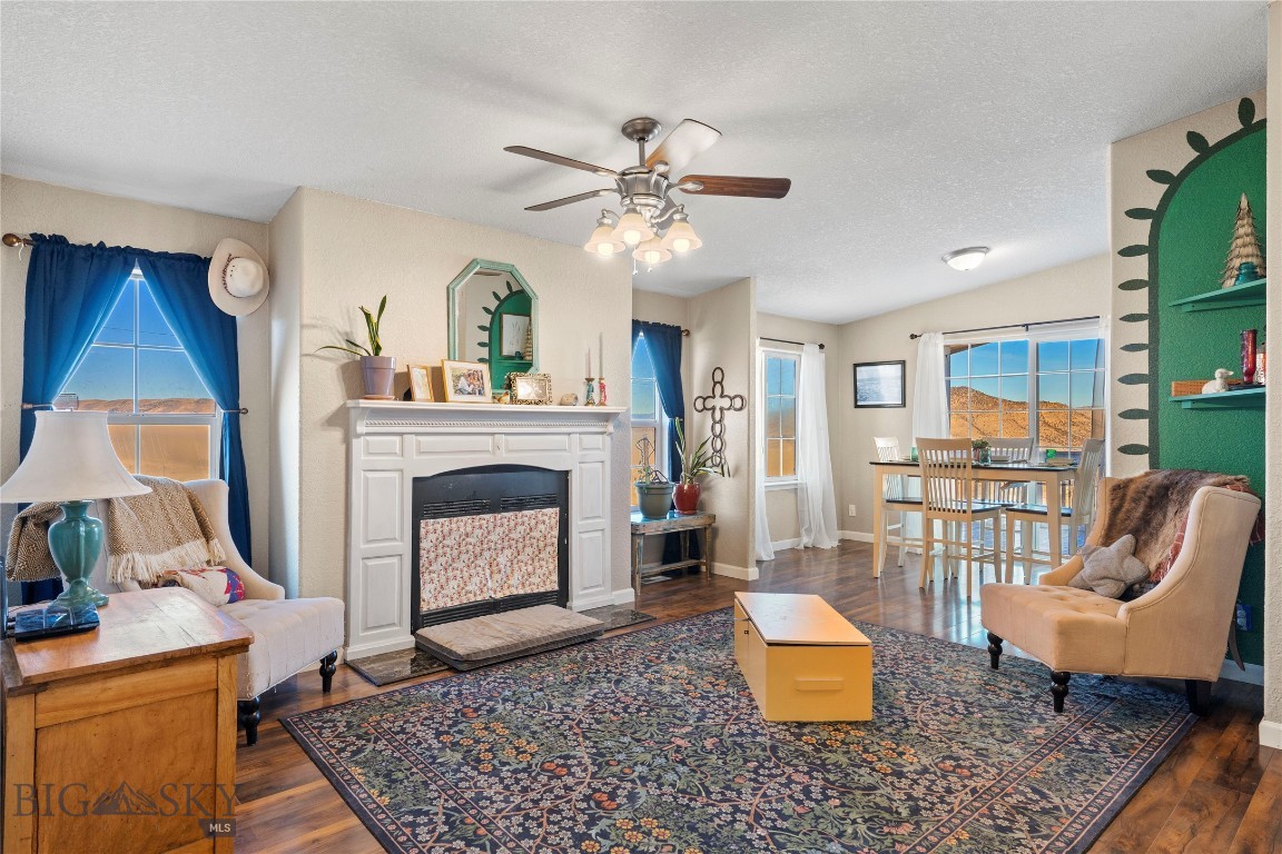 Ponderosa Pines - Residential