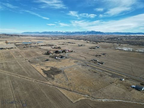 Photo of 1981 Gateway South Rd, Gallatin Gateway, MT 59730 (MLS # 409140)