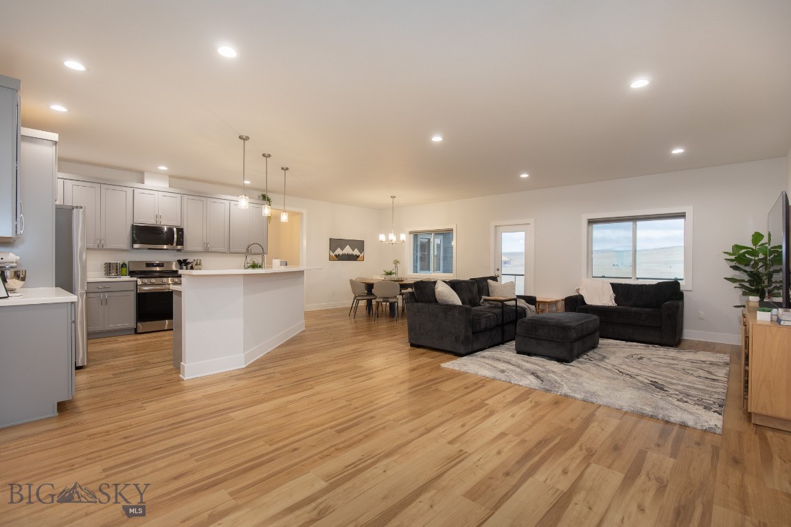 Mountain Vista - Residential