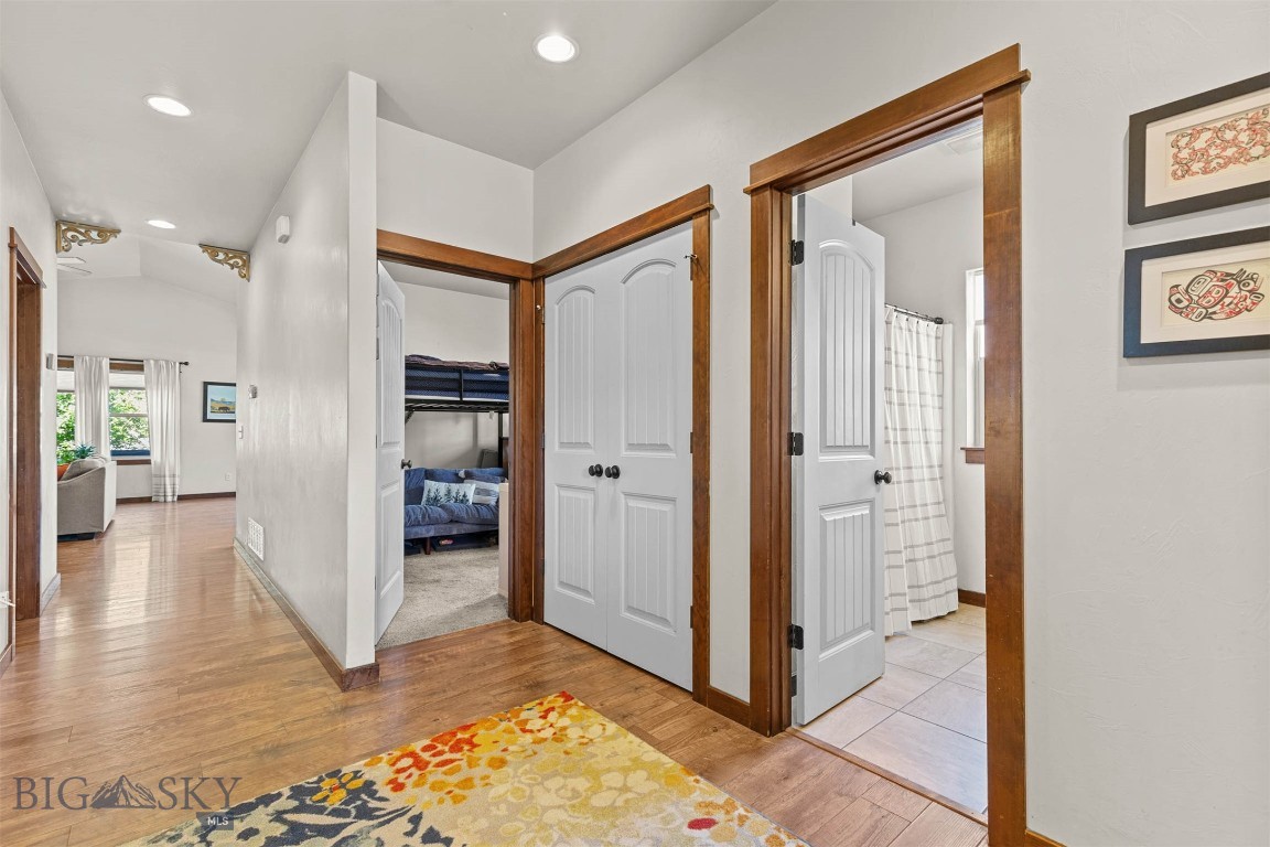 Oak Springs - Residential