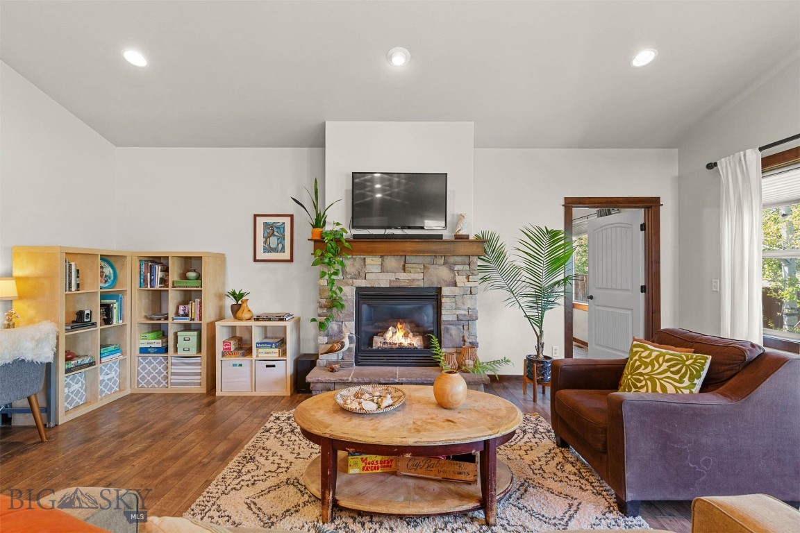 Oak Springs - Residential