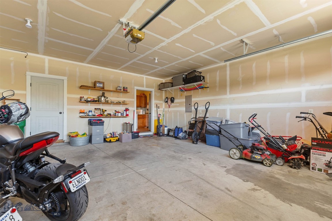 Oak Springs - Residential